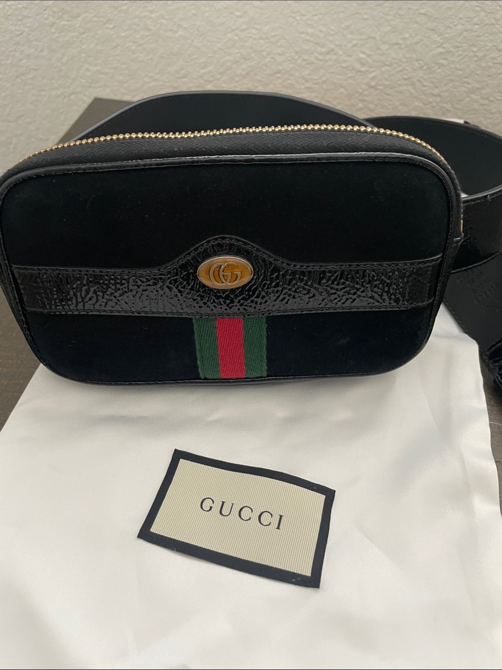 Authentic Gucci Suede Patent Ophidia Belt Bag, used in good condition!